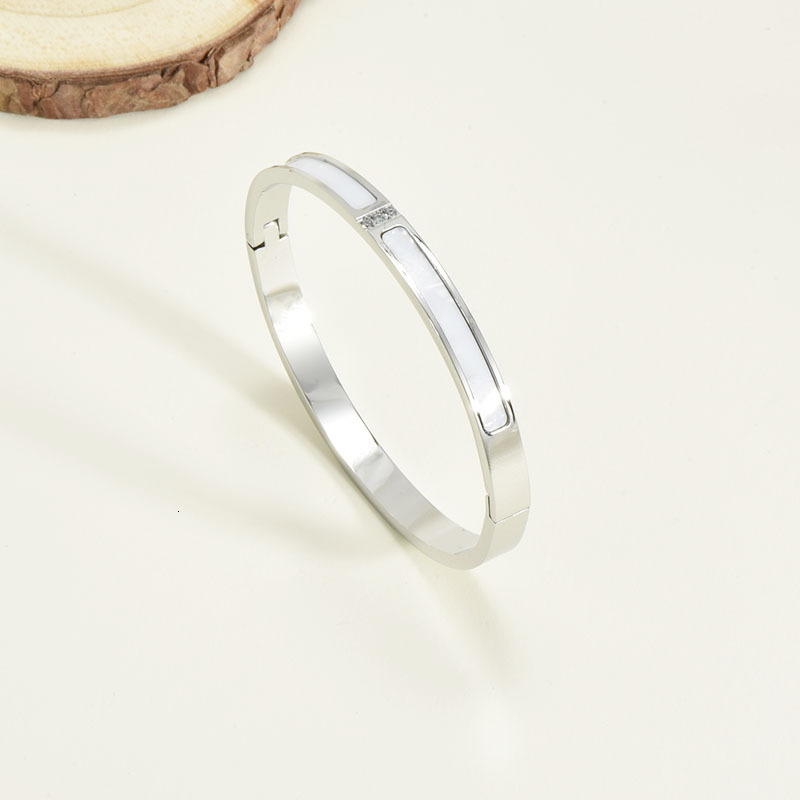 Luxury Brand Designer Jewelry Three-diamond White Mother-of-pearl Titanium Steel Bracelet For Women Gold-plated Versatile Light Luxury Designer Bracel