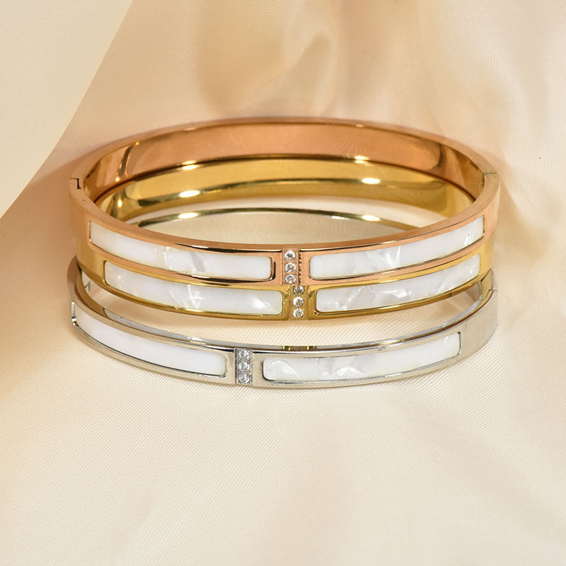 Luxury Brand Designer Jewelry Three-diamond White Mother-of-pearl Titanium Steel Bracelet For Women Gold-plated Versatile Light Luxury Designer Bracel