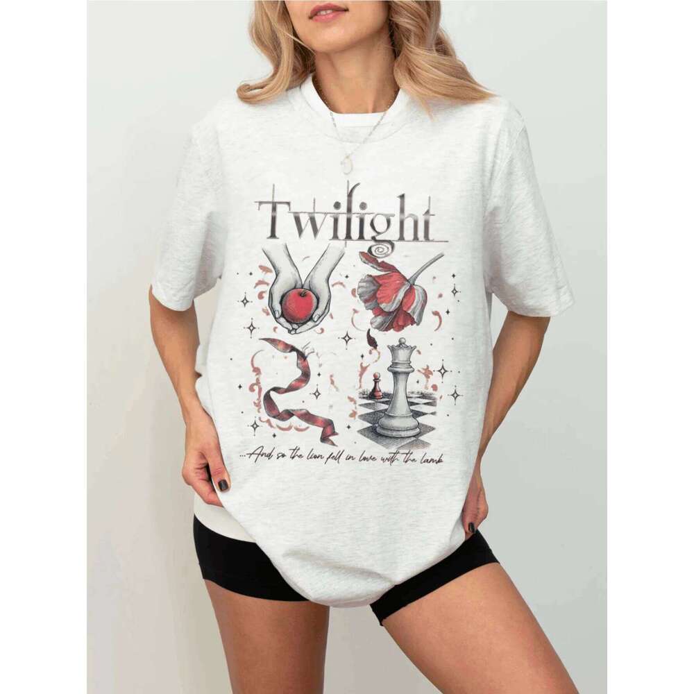 Inspired Book Cover Aesthetic TShirt Twilight Saga Fan Gift Vampires Wolves Romance Unisex Shirt XJ260306