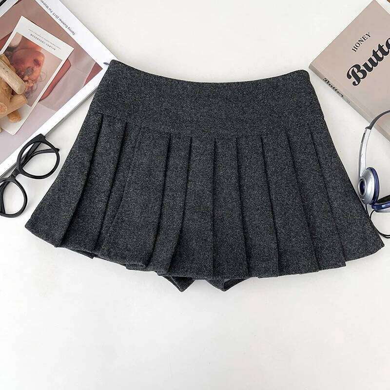 Women's Pleated Mini with Side Slit Built-in Shorts Low Rise Thick Wool Skirt Teen-girl Skort Autumn Winter Y2K Coquette XJ260309