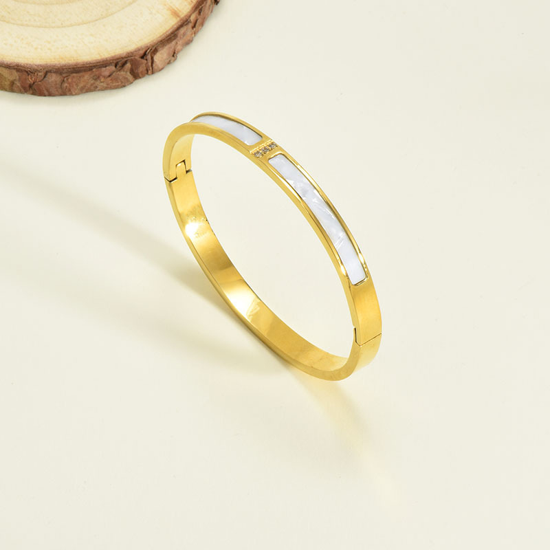 Luxury Brand Designer Jewelry Three-diamond White Mother-of-pearl Titanium Steel Bracelet For Women Gold-plated Versatile Light Luxury Designer Bracel