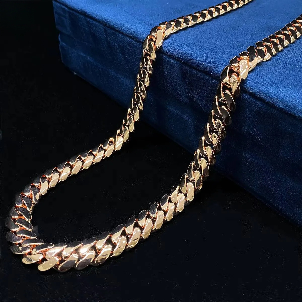 Rose Gold Iced Out Custom Moissanite Clasp 12mm Solid 925 Sterling Silver Plain Hip Hop Miami Cuban Chain for Men - view 4