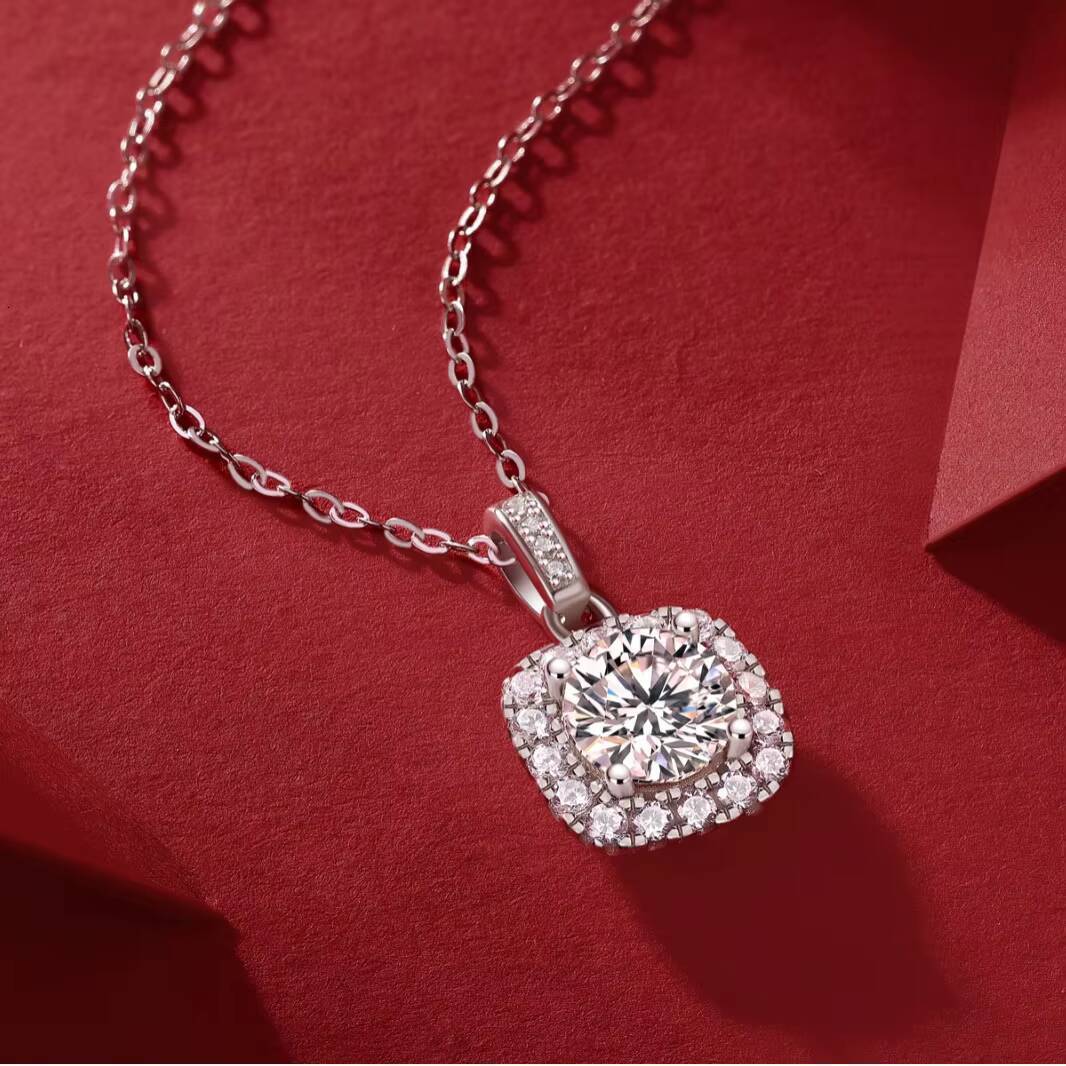 9 Wholesale 925 Silver Pass Diamond Tester Jewelry Fine 03 to 3CT VVS1 D Color Moissanite Square Pendant Necklaces for Women