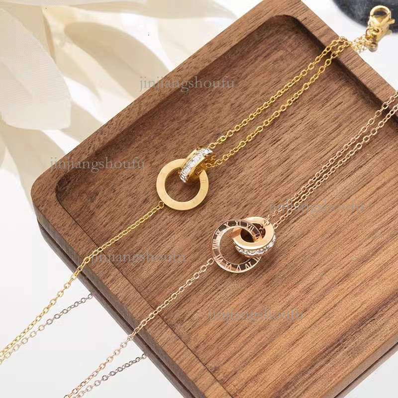 2026 Roman Numeral Inlaid Diamond Designer Bracelet Luxury Brand Women's Jewelry Fashion High-end Elegant Handmade Double Ring Bracelet Rose Gold