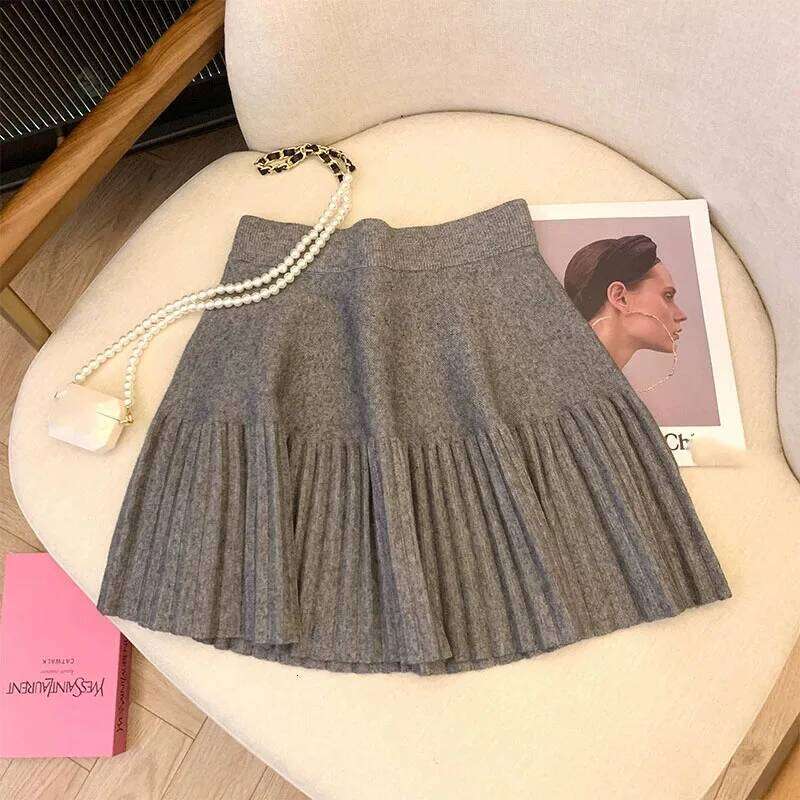 Solid High Waist Knitted Pleated Skirt Women Autumn Winter Sweet Preppy Style Mini Korean Chic Slimming A-Line Skirts XJ260309