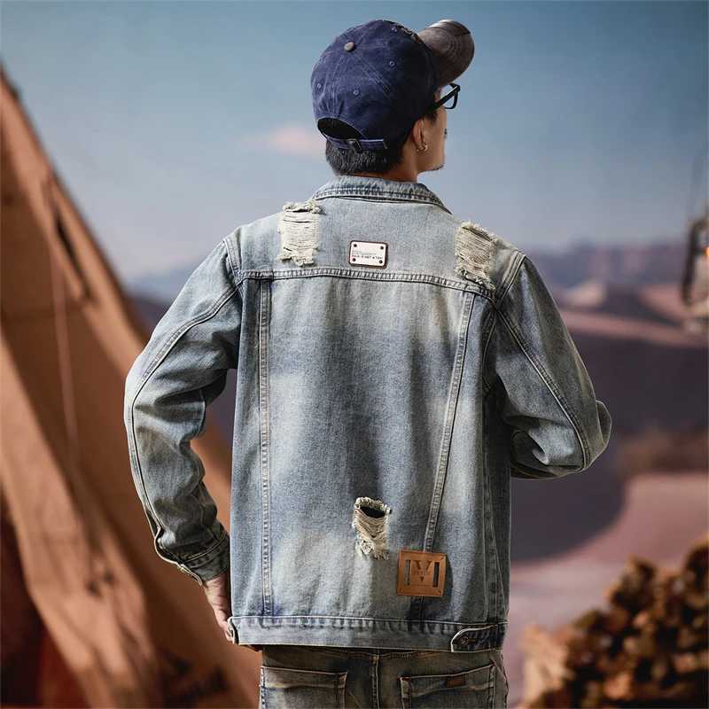 2025 Retro Hole Denim Jacket Mens Spring Autumn New Trend Brand Cool American Retro Style Casual Jacket for Men M260309
