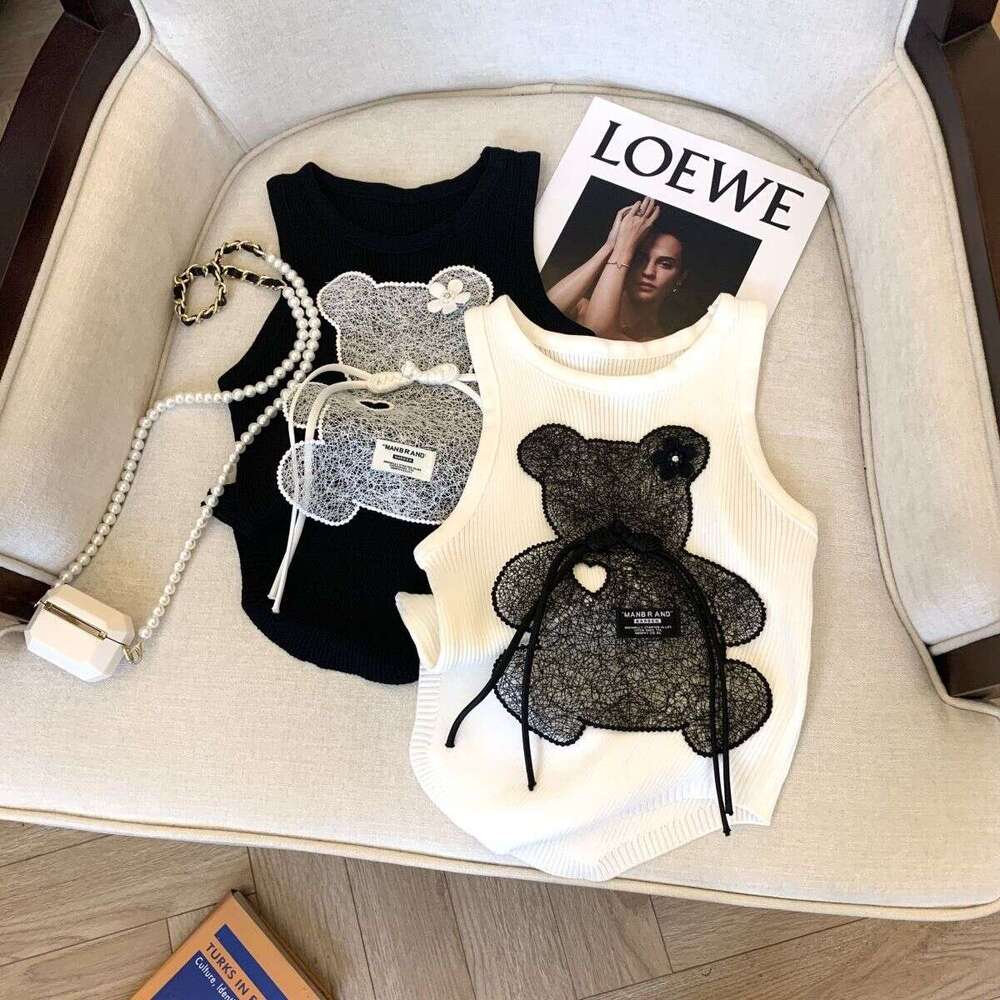 Sweet And Spicy Girl's 3D Bear Knit Vest - New Chinese Style With Traditional Knot Design, Fashionable Camisole Top