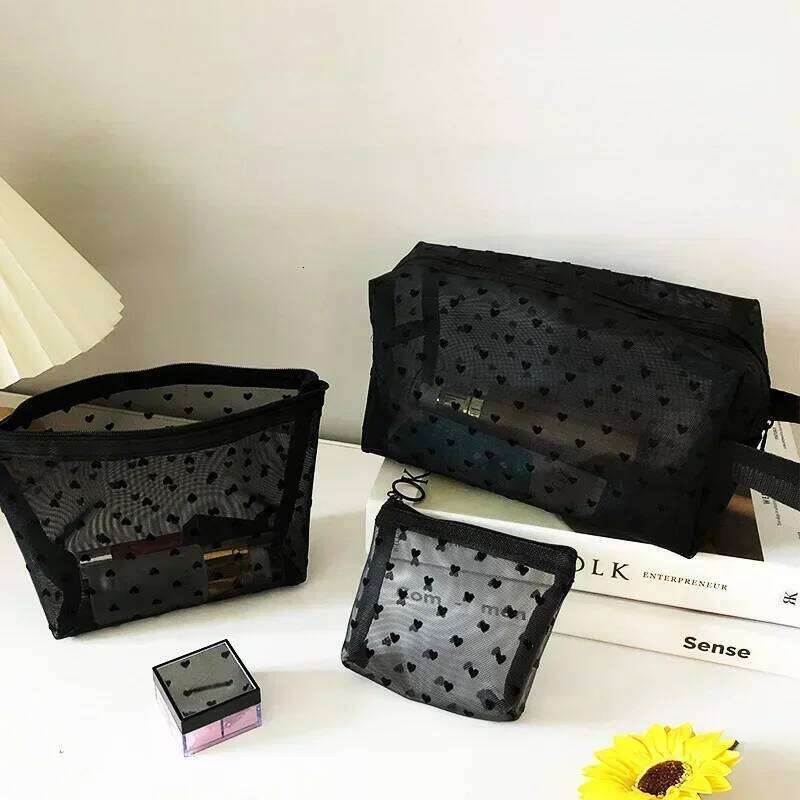 Nylon Mesh Cosmetic Bag Zipper Heart Shaped Toiletry Organizer Makeup Bags Multifunctional Women Lipstick Key Coin Purse Pouch 26W0309