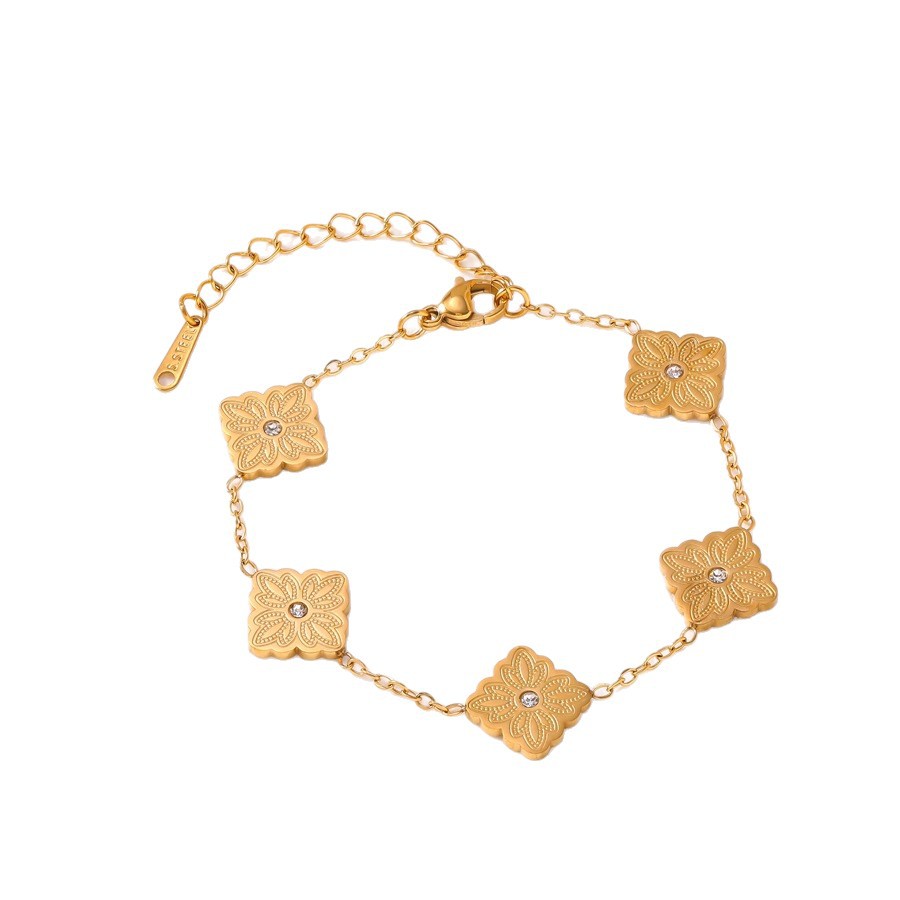 Cross-border best-selling new exquisite light luxury diamond-encrusted diamond-shaped four-leaf clover bracelet for women, fashionable and versatile s - view 6