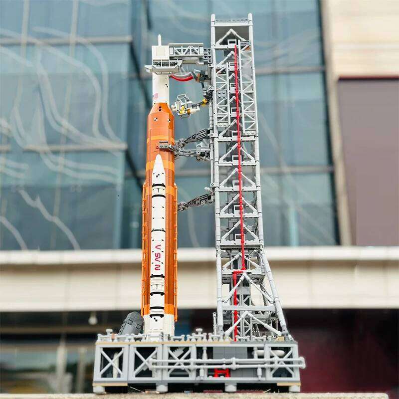 3601PCS Creative Artemis Space Launch System Rocket Building Blocks Construction Bricks Toys Gift For Kids Boys Adult L260615