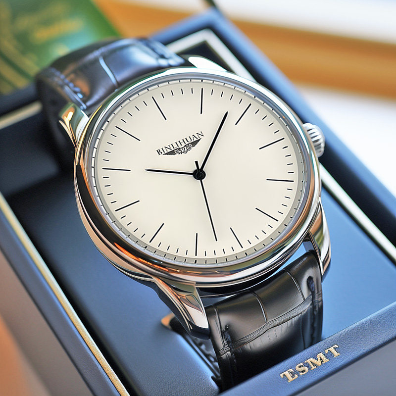 Wristwatches Luxury Quartz Movement Watch Men's Automatic Waterproof High-end Casual Simple Handsome Fashion Birthday