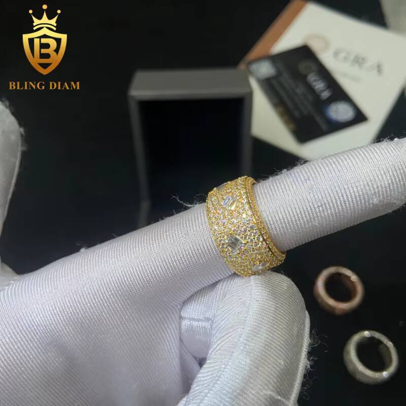 Hot Sale High Quality Diamond Ring 925 Silver Moissanite Rings Iced Out Moissanite Hip Hop Style Jewelry Pass Diamond Test GRA