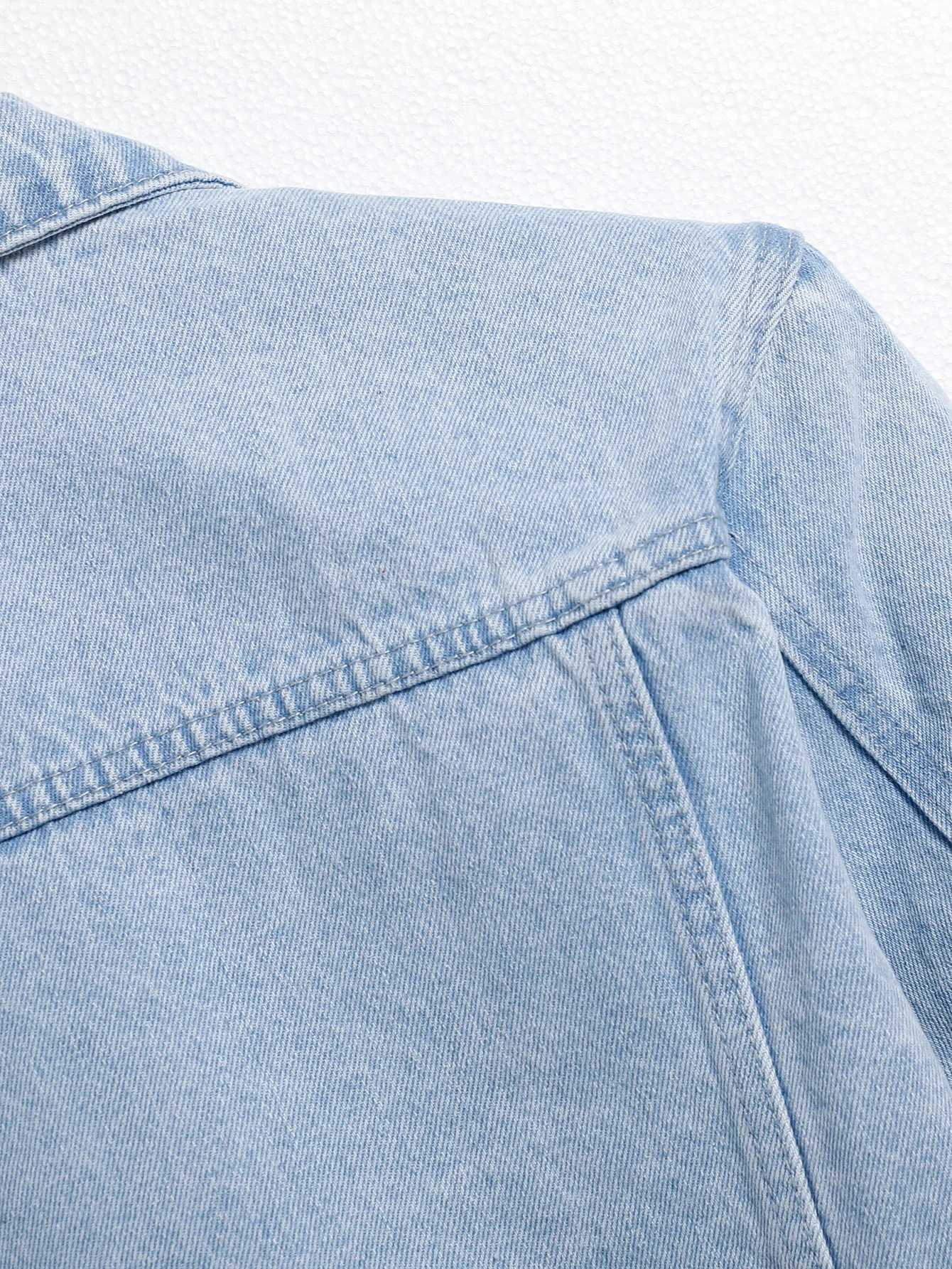 Mens light blue ripped denim jacket Stylish and trendy Street casual M260309