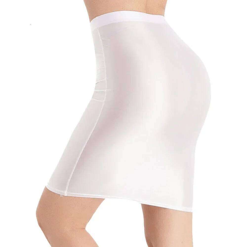 Women Glossy Shiny High Waist Pencil Mini-Skirt Stretchy Bodycon Shirts Clubwear 2023 Fashion Fit A-Line Sexy Tight Skirt XJ260309