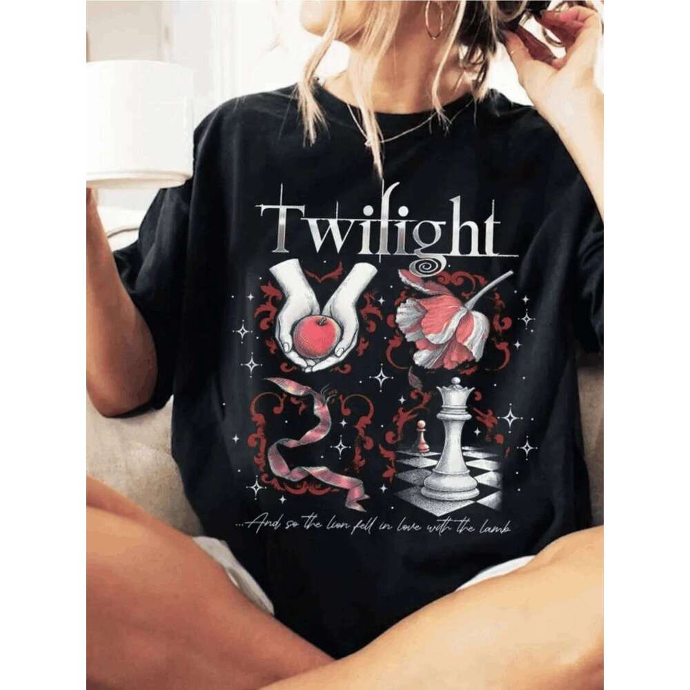 Inspired Book Cover Aesthetic TShirt Twilight Saga Fan Gift Vampires Wolves Romance Unisex Shirt XJ260306