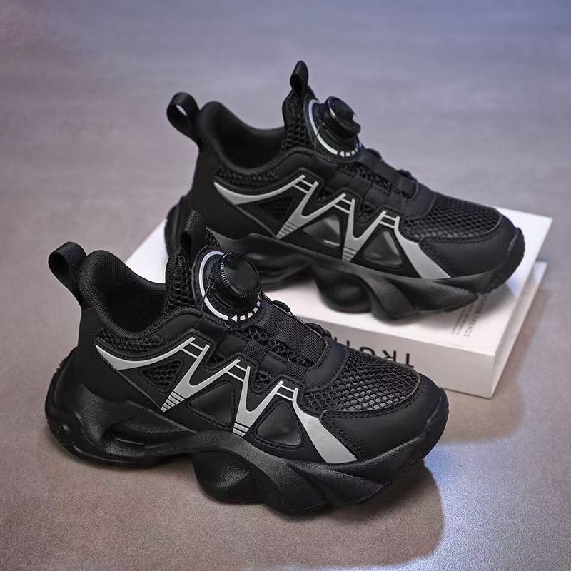 Free shipping Kids Breathable Mesh Sneakers Boys Rotating Buckle No Tie Laces Black white Non-slip Casual Chunky Shoes Spring and summer