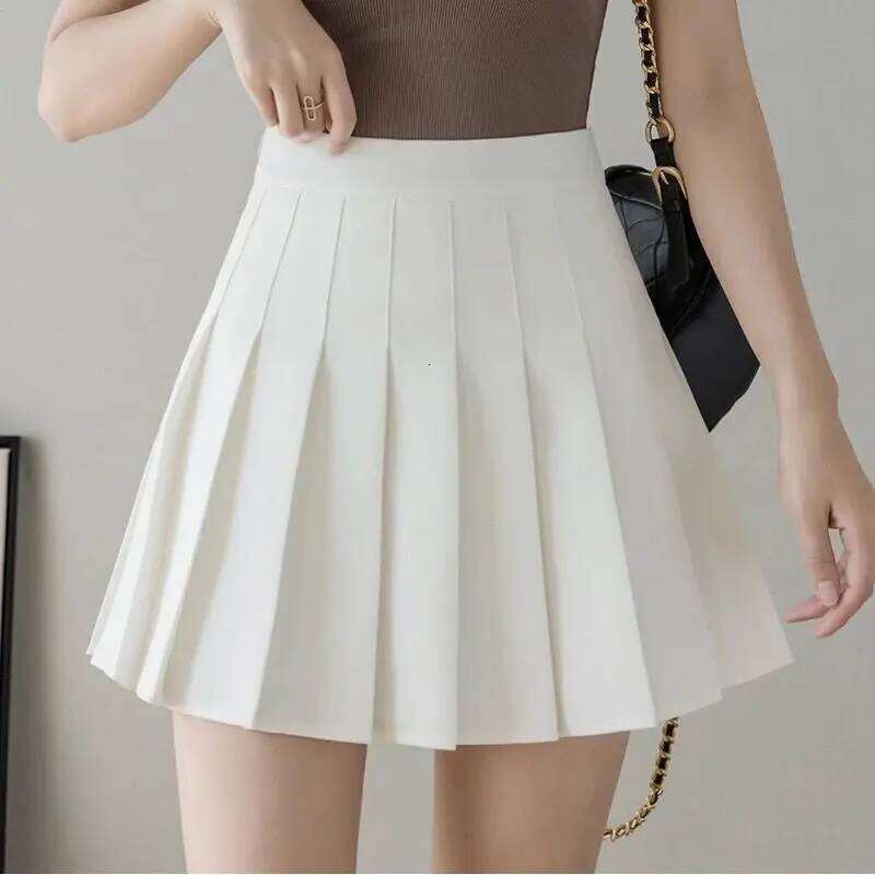 Pleated women's short autumn/winter 2025 new high waist slimming A-line plus size college skirt XJ260309