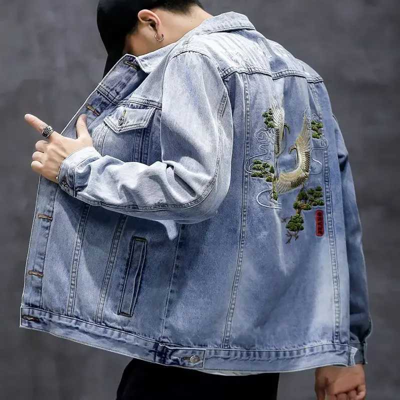 Mens Denim Jacket with Embroidery Male Jean Coats Blue Original Autumn Menswear Y2k Fashion Washed Joker Cowboy Large Size L G M260309
