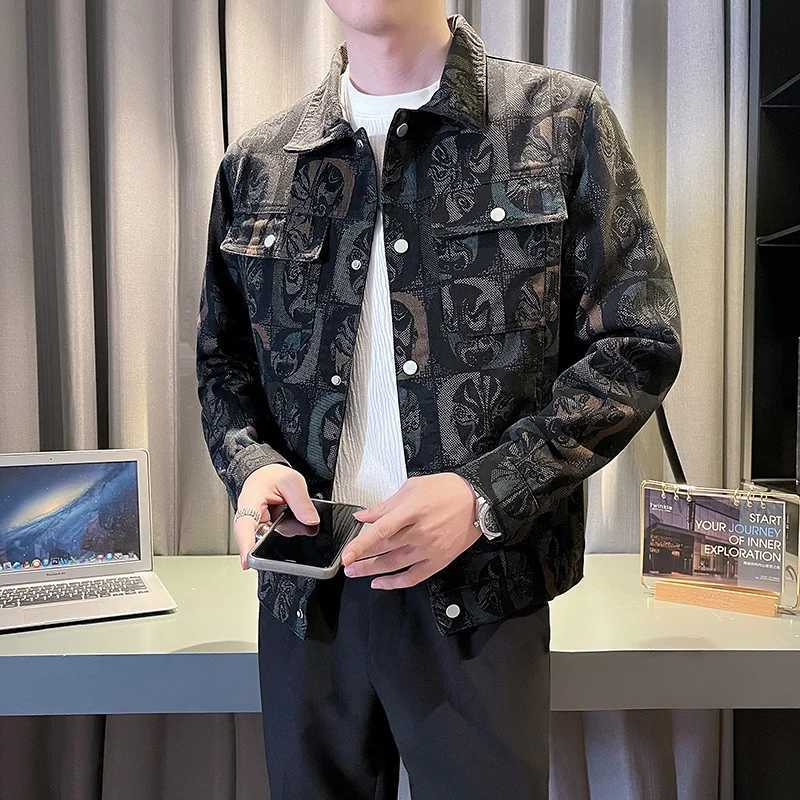 Stylish Autumn New Washed Mens Denim Jacket with Jacquard Print Pattern M260309