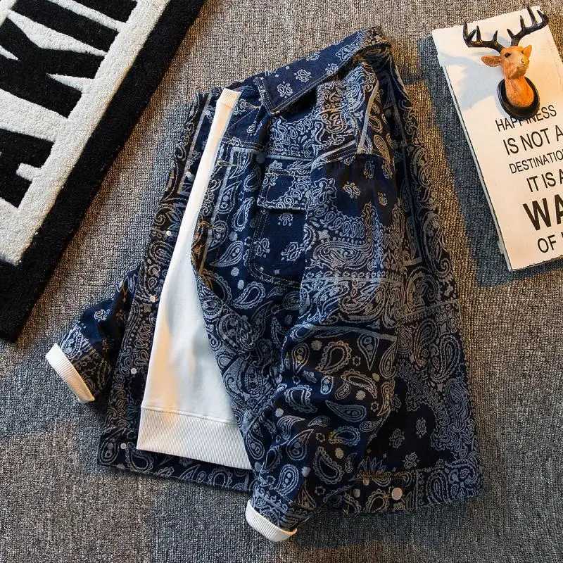 Cashew Flower Denim Jacket Mens Spring and Autumn Handsome Loose Casual Tops Classic Lapel Design Single Breasted Pockets Coats M260309