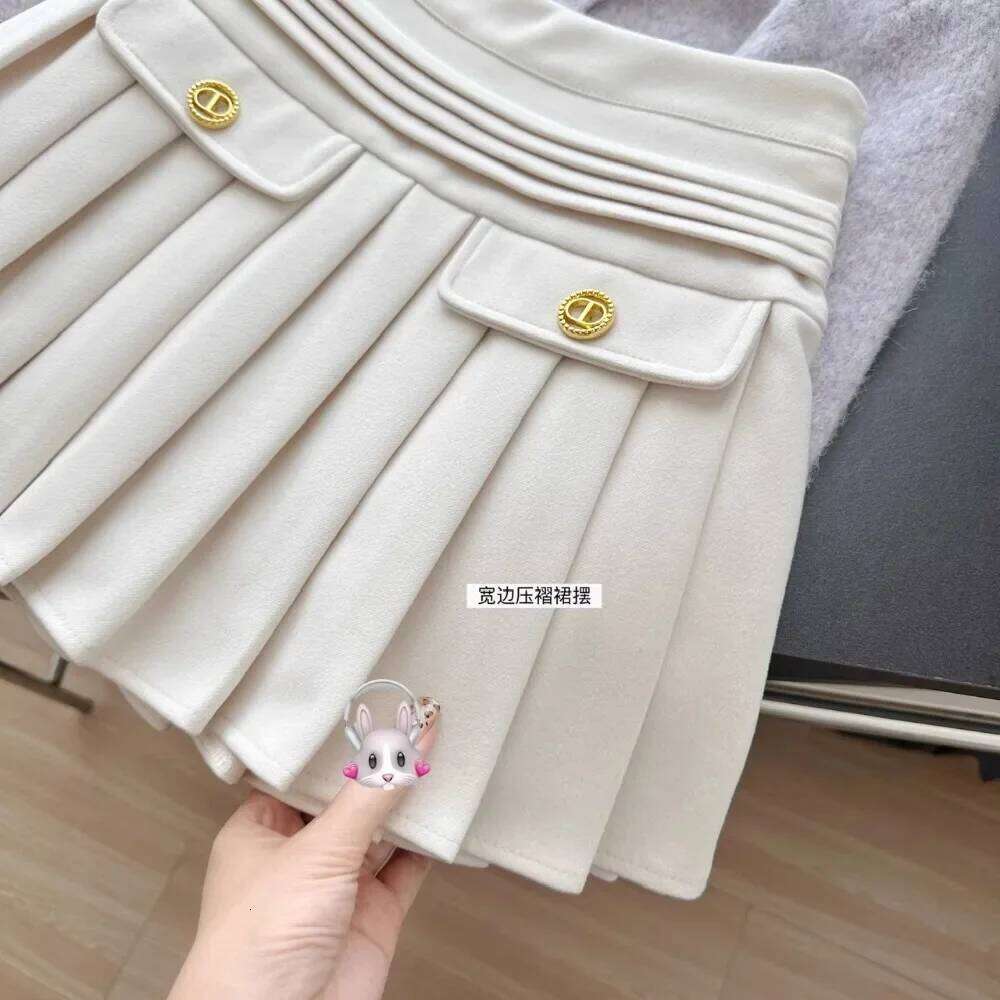 Quality Luxury Women Pleated Skirt Woolen Spring Korea Style Cheerleading Girl A-Line White High Waist Shorts Mini Skirts XJ260309