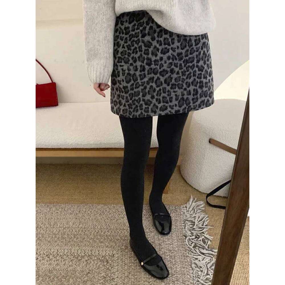 Women's 2025 Autumn Winter Leopard Print Mini - High Waisted A-Line Slimming Versatile Retro Bodycon Midi Skirt XJ260309