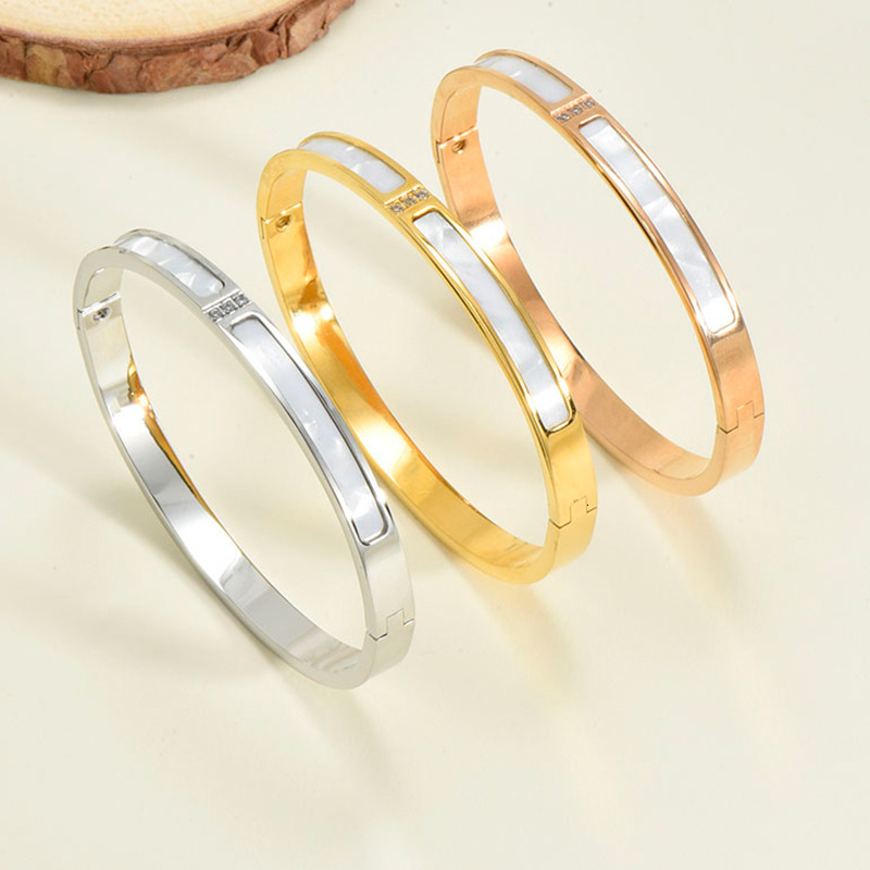Luxury Brand Designer Jewelry Three-diamond White Mother-of-pearl Titanium Steel Bracelet For Women Gold-plated Versatile Light Luxury Designer Bracel