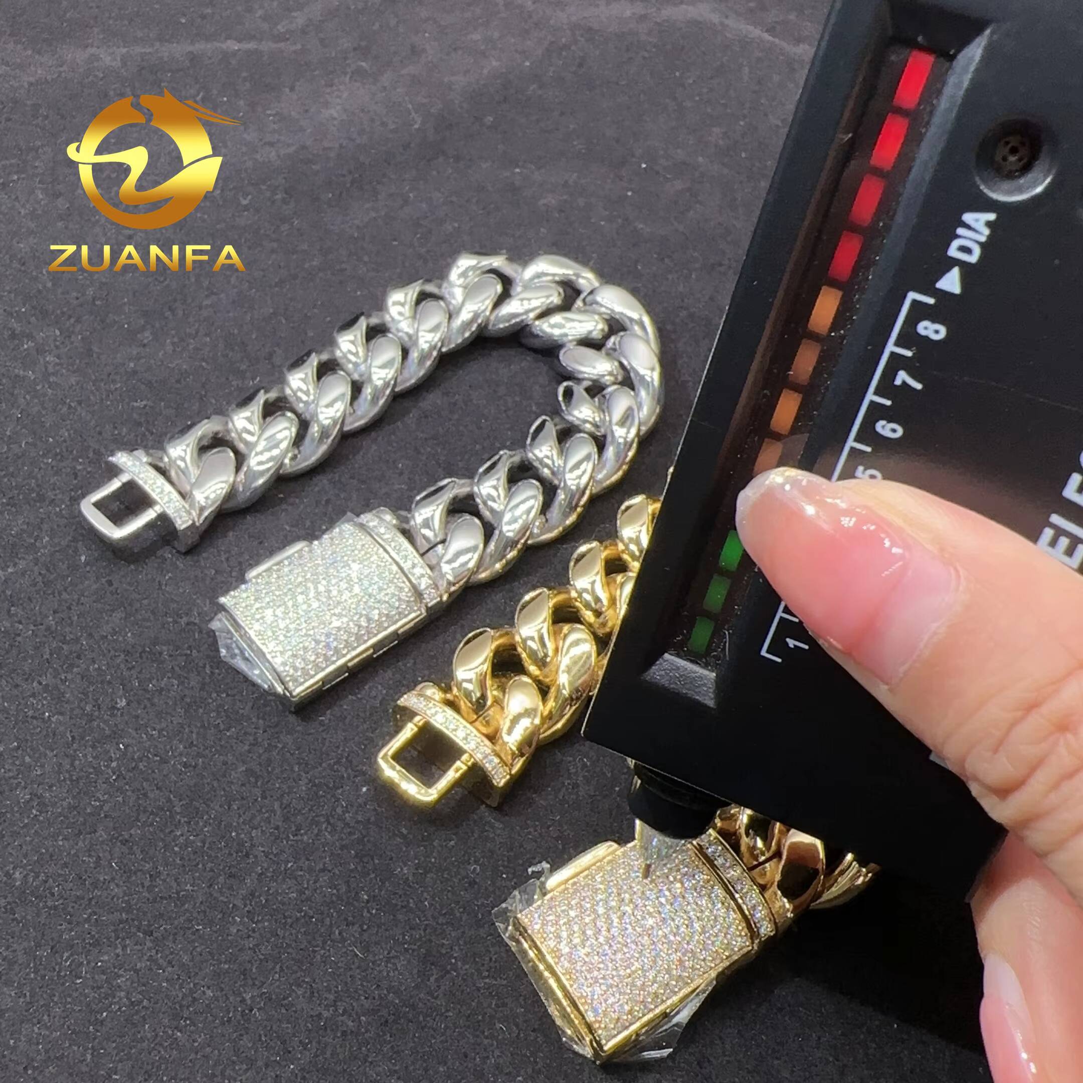 Hip Hop Necklace Iced Out Silver Moissanite Clasp 18mm14mm Stainless Steel Cuban Chain Gold Bracelet