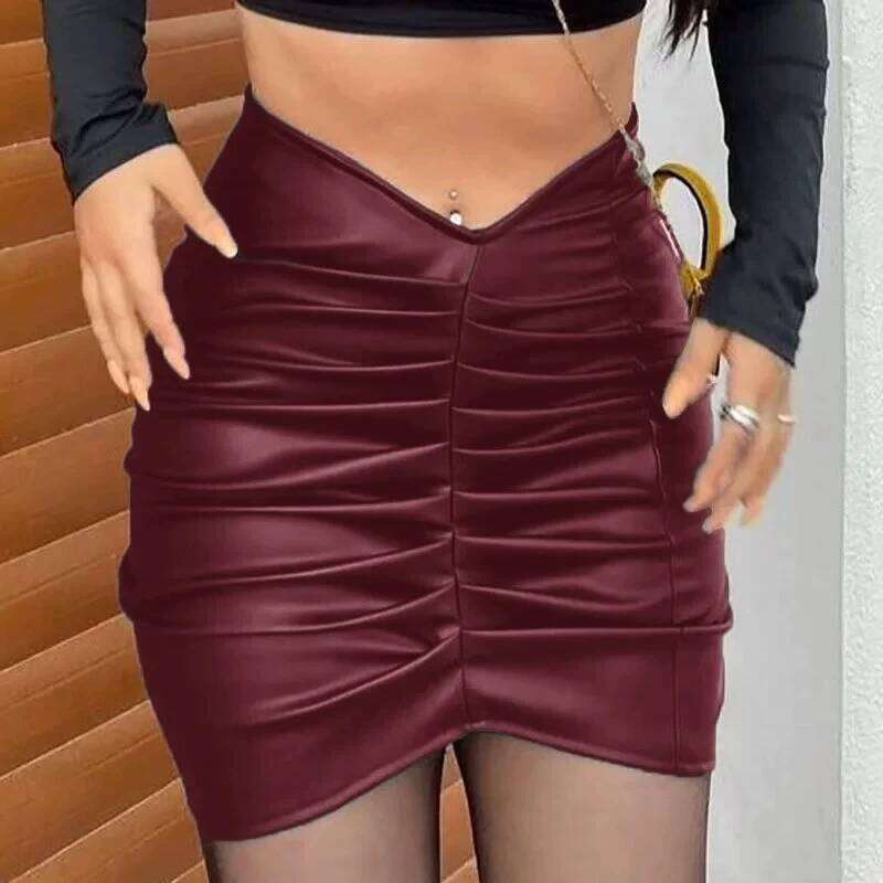 Women's Solid Color Pu Leather Skirts Fashion Sexy Folds Slim Package Hip Mini Skirt Streetwear Female 2026 Spring New Clothing XJ260309