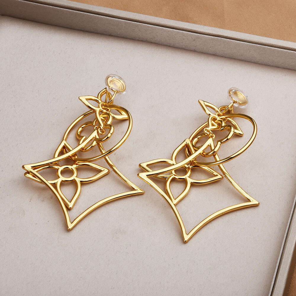 Womens Jewelry Earrings stud fashionable gold geometric earrings hollow square circle simple personality earrings perfect for casual gathering