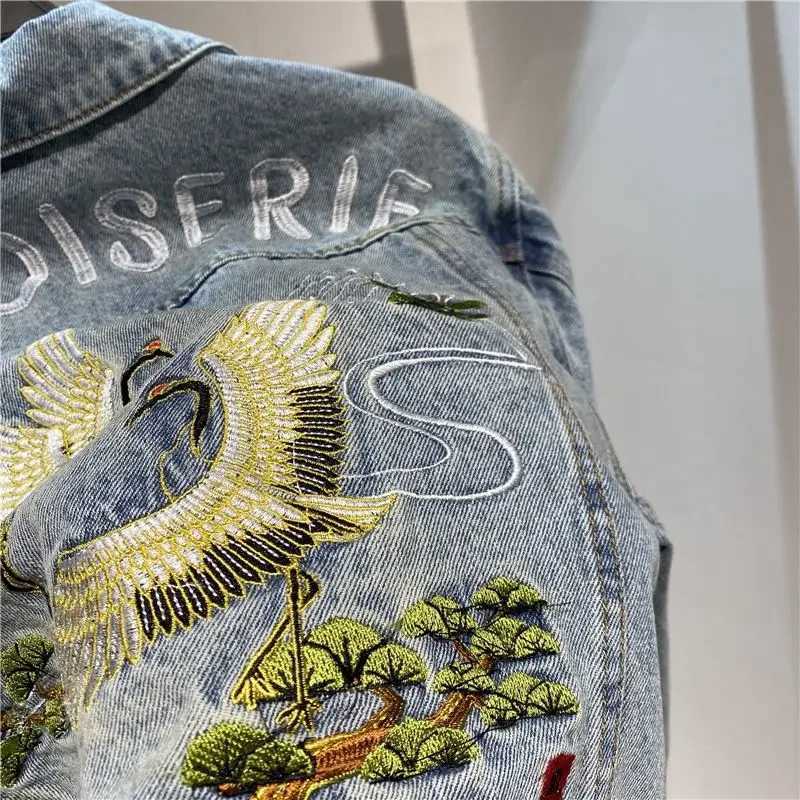 Mens Denim Jacket with Embroidery Male Jean Coats Blue Original Autumn Menswear Y2k Fashion Washed Joker Cowboy Large Size L G M260309