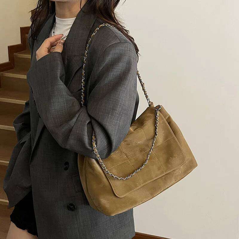 New Retro Pu Commuting Tote for Women Large Capacity Shopping Accessorise Shoulder Simple Leisure Texture Chain Bag H260309