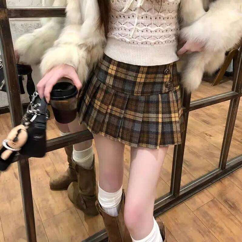 Onalippa 2026 New American College Style Contrasting Plaid Women Autumn Winter Anti Slip A-line Pleated Short Skirt Top XJ260309