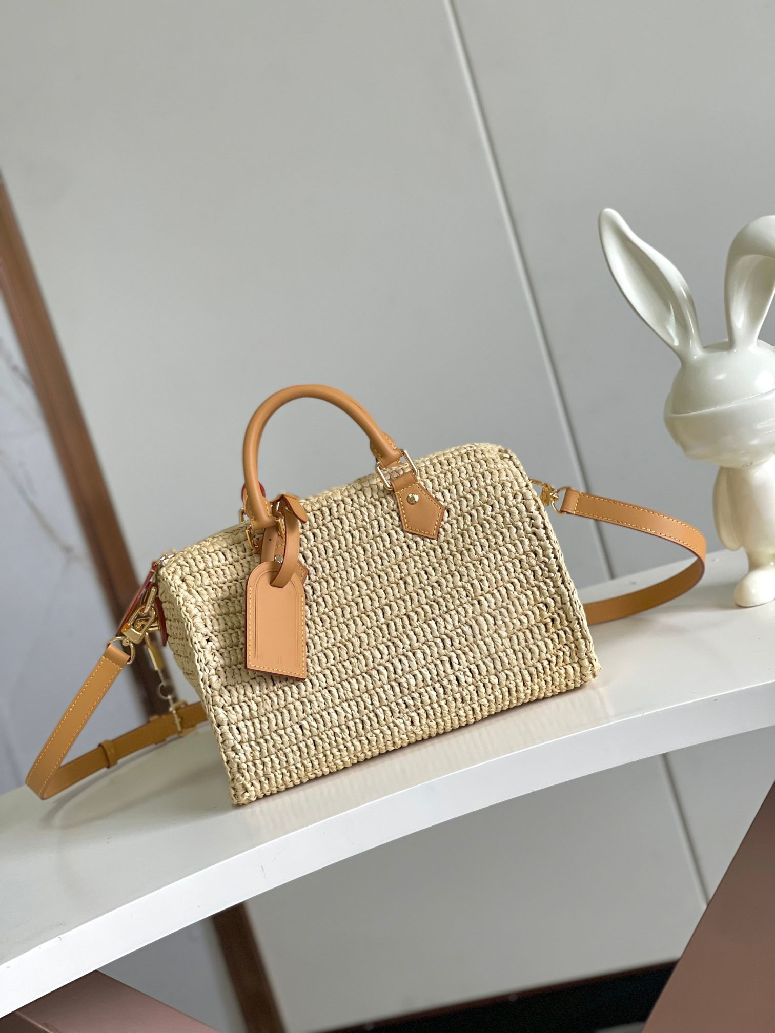 10A High-Quality Classic Fashion Women's Natural Raffia Woven Bag, Spacious for Daily Commute, Shoulder Bag