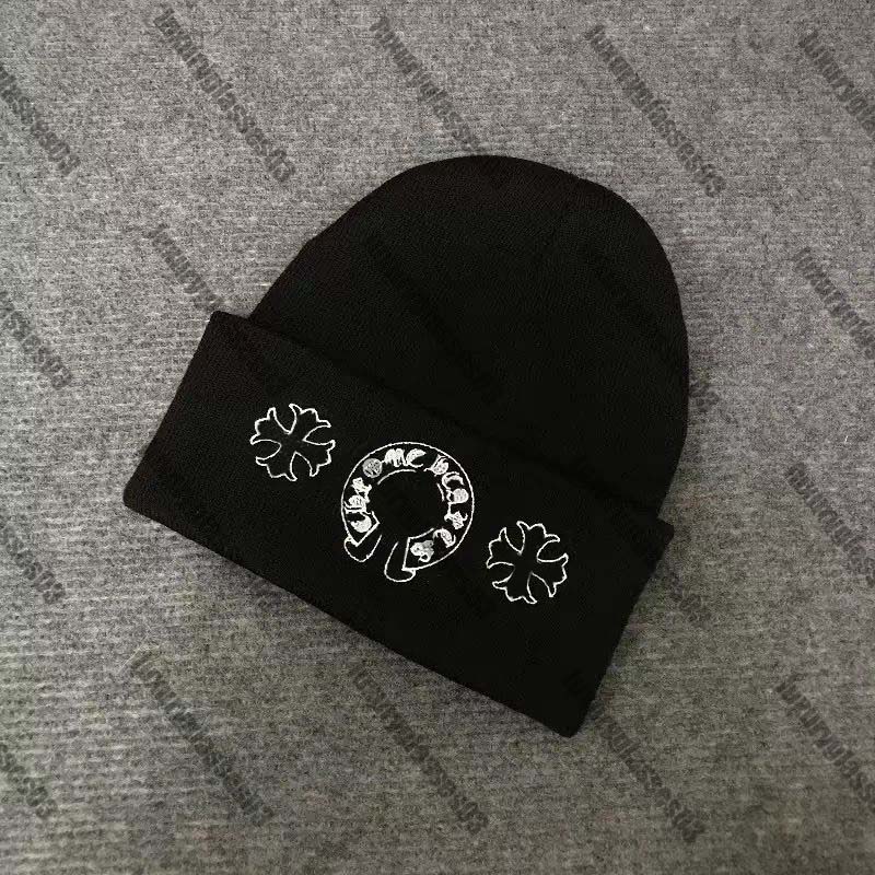 Classic hat winter warm beanie women's designer pullover cold hat casquette men's outdoor ski hat.