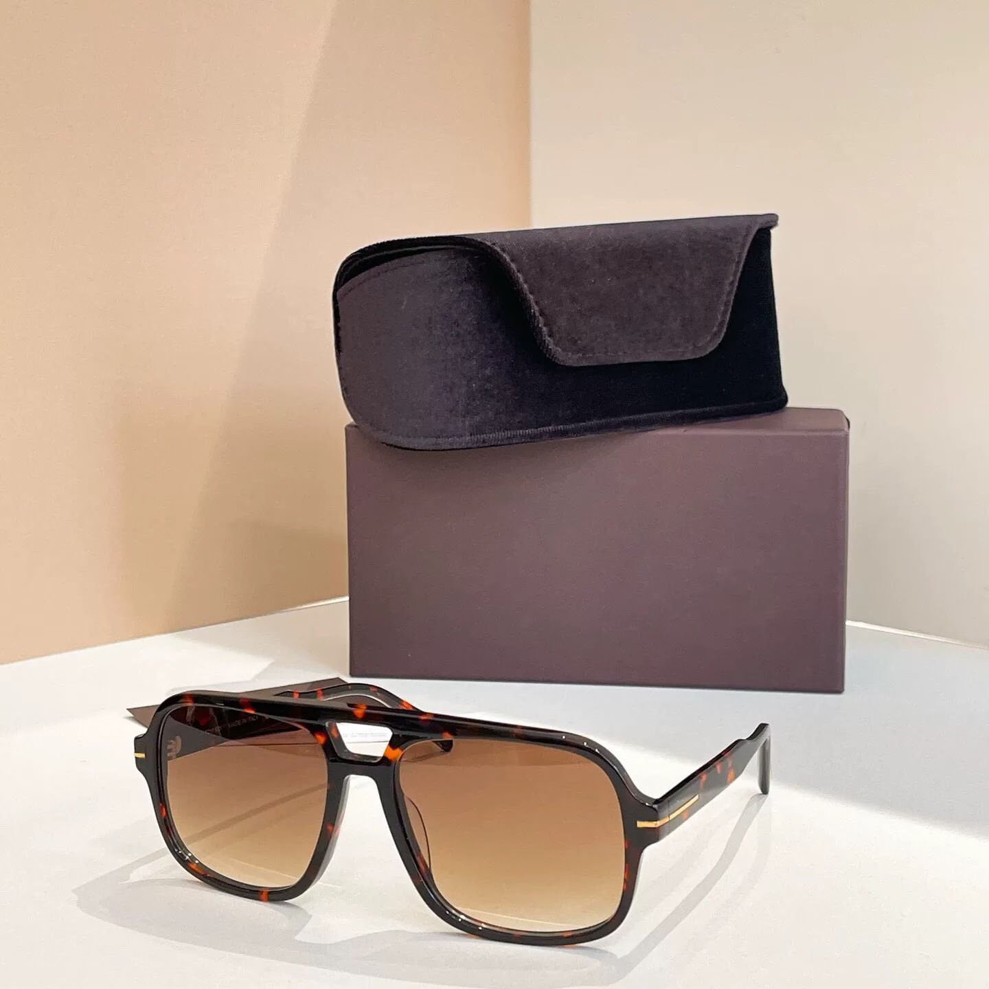 Designer sunglasses for women Square large frame double nose bridge Classic drive travel Outdoor Leisure Beach Exquisite man Sunglassess