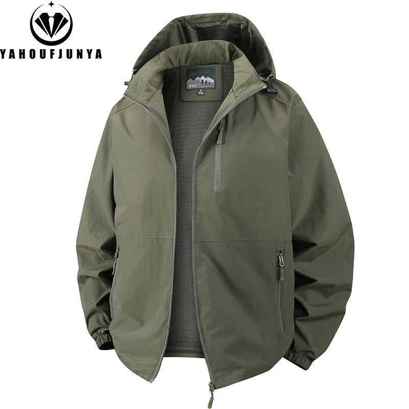 2026 New Spring Men Outdoor Thin Hooded Brand Windbreak Jacket Men Autumn Outwear Casual Fashion Solid Jacket Male Coats Tops M260309