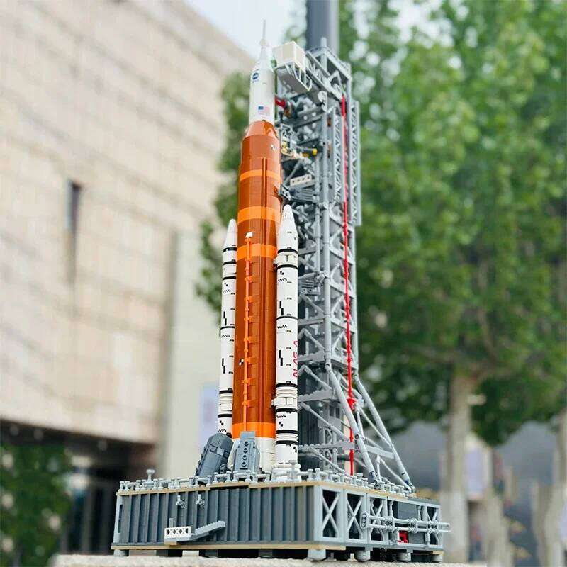 3601PCS Creative Artemis Space Launch System Rocket Building Blocks Construction Bricks Toys Gift For Kids Boys Adult L260615