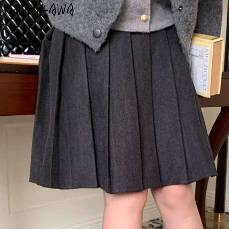 Matakawa Woolen Women Skirts Solid Autumn Winter Korean Fashion Faldas Mujer Preppy Style Sweet Basics Retro Mini Skirt XJ260309