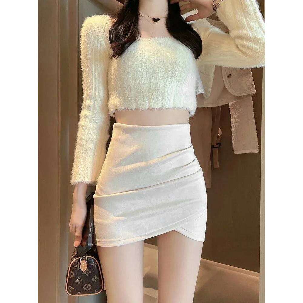 Irregular Pleated Hip New Half Length Anti Slip Faldas Fashion Korean Style Clothes for Women Skirts XJ260309