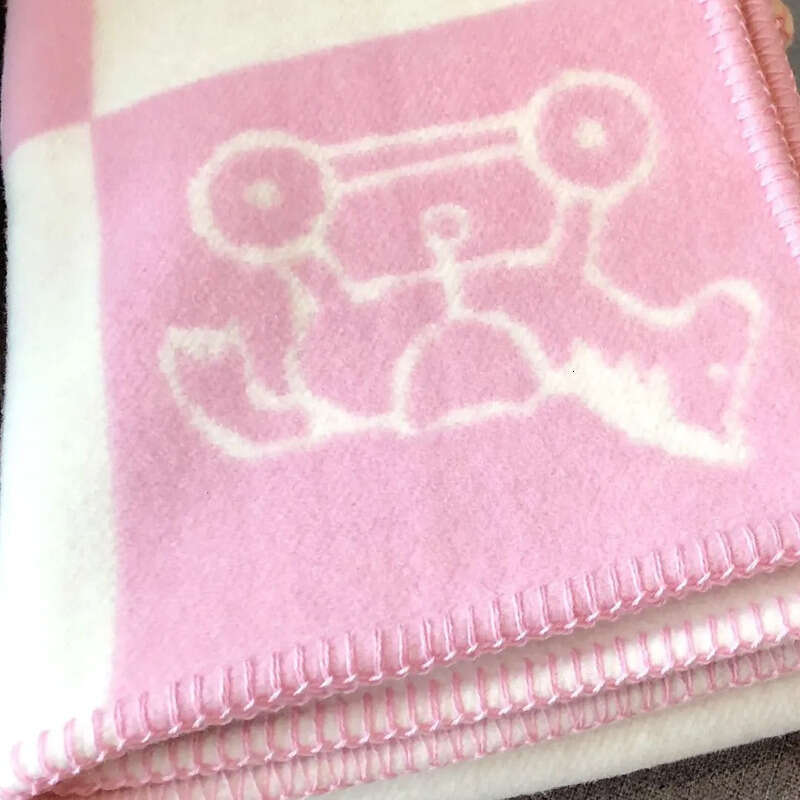 Soft Blanket Portable Warm New Baby Suitable For 3-6 Years Old 130/100cm Cashmere Pony Pattern Wool Decorative Knitted Blankets