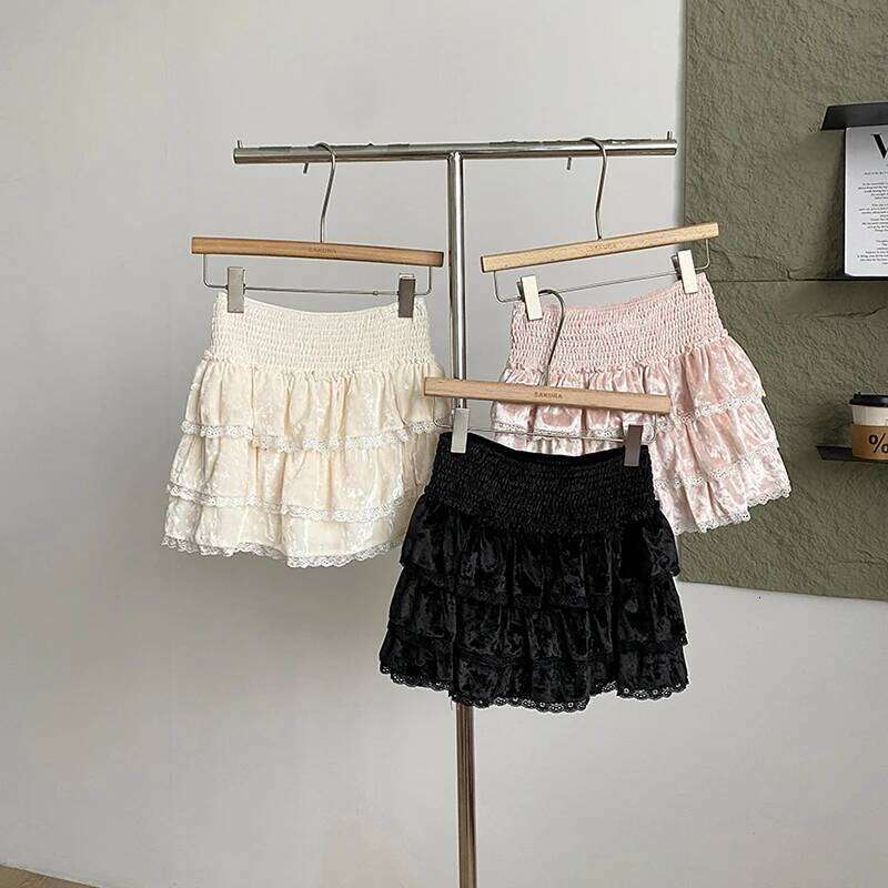Splicing Lace Velvet Tiered Autumn Winter New Korean Style Sweet High End Slim-looking Skirts Fashion Elastic Waist Skirt XJ260309