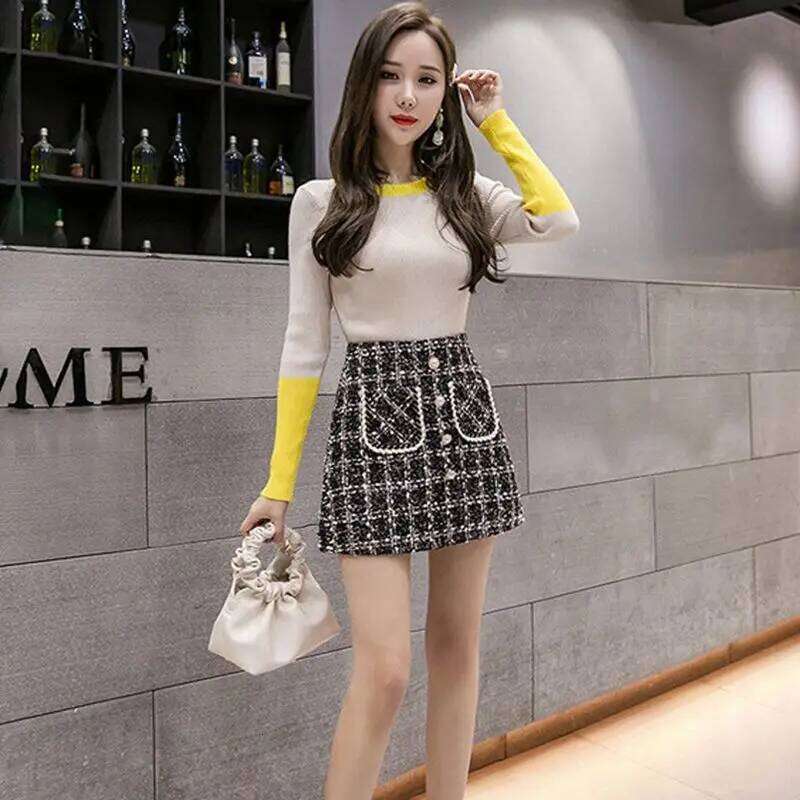 Half Length for Women 2025 New Coarse Floral Woolen A-line High Waist Slimming Short Skirt Female XJ260309