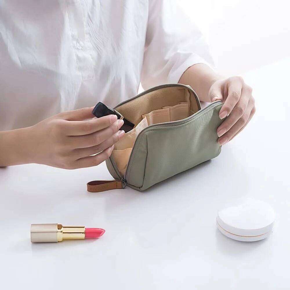1pc Green/Pink/Blue Small Purse Portable Waterproof Cosmetic Lipstick Bag Travel Makeup Pouch For Girls Women XJ260310