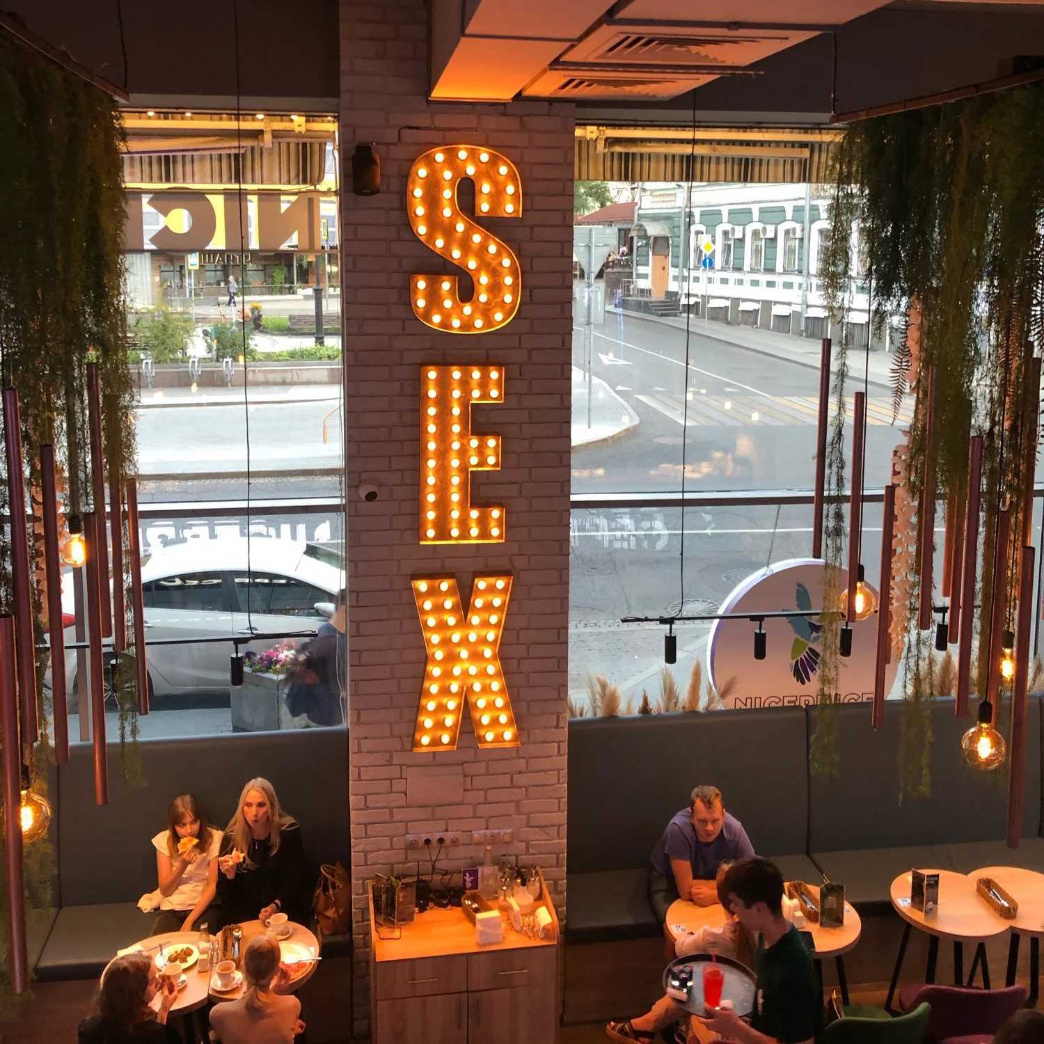 G40 Edison LED Filament Mini Globe Light Bulbs 1W Equivalent to 10Watt Incandescent E27 2200K 220V 12V 24V Decorative Led Bulbs H260310