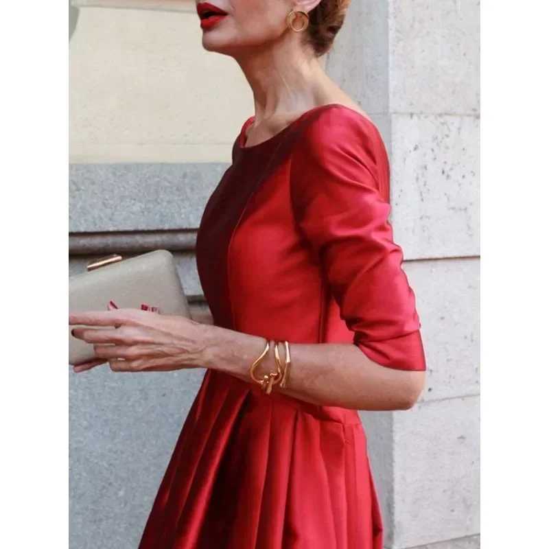 Womens A-Line Long Slve Dress 2026 Half Slves O-Neck Pleated Elegant Classical Evening Christmas Urban Lady Midi Dresses X260310 - view 4