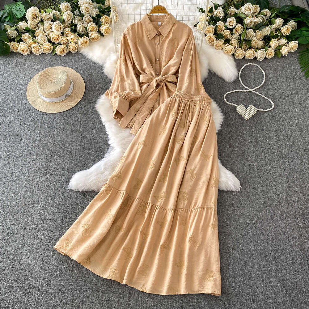 2026 Retro Style Elegant, Unique, Exquisite Embroidered Butterfly Long Sleeve Sunscreen Shirt with High Waist Skirt