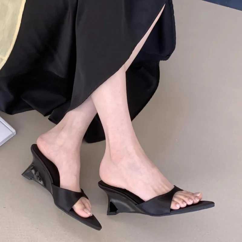 Wedge Flip-Flops Summer New Pointed Toe Open Toe Soft Sole Non-Slip High Heels K260311
