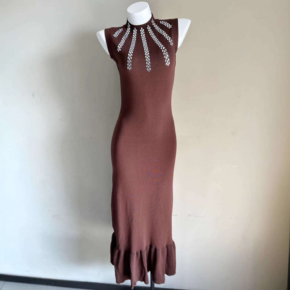 French Elegance 2026 Summer New Collection Beaded Ruffle Waist Knitted Fish Tail Vest Sexy Women