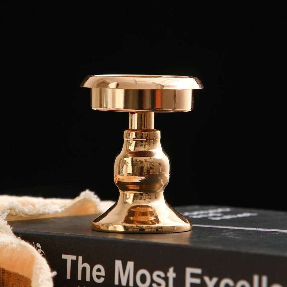 1PC, creative metal irregular candlesticks, romantic European-style wedding, dinner and home decoration center ornaments H260310